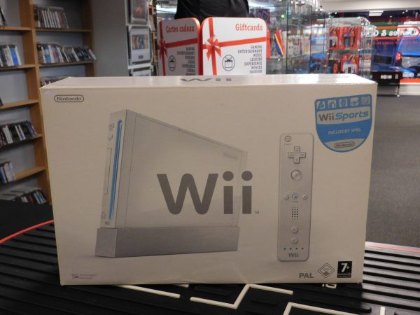 Wii CONSOLE + Wii SPORTS Online Sale