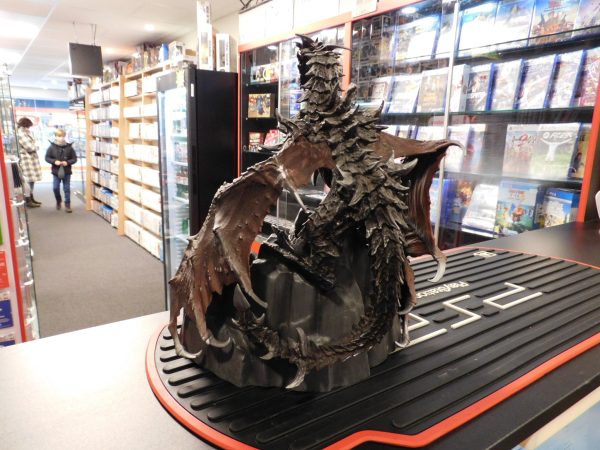 Elder Scrolls V: Skyrim Collectors Edtion Alduin Statue For Sale