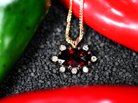 10.26CT GARNET AND DIAMOND NECKLACE Online now